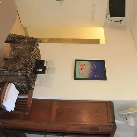 Hotel Bearnais *