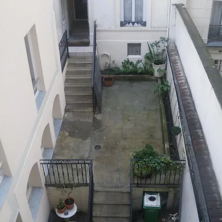 Hotel Bearnais *